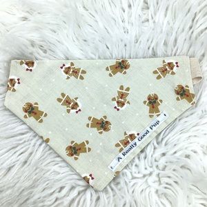 🐶 4 for $16 DOG BANDANA small ( GINGERBREAD FUN ) ❤️